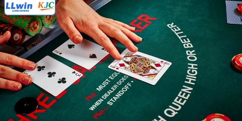 Three Card Poker Là Gì? Tổng Quan Về Game Bài 3 Lá